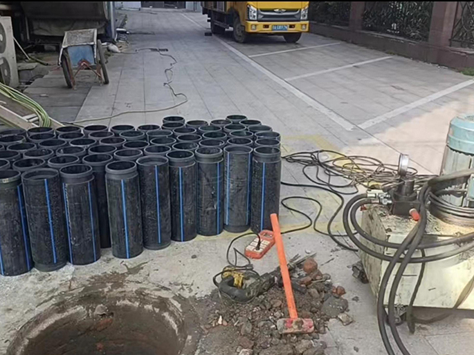 岚县PE置换管厂家 DN315置换管 非开挖管短管置换